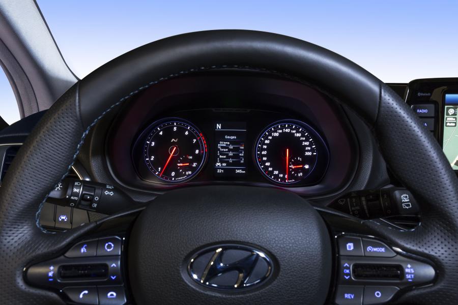 Панель приборов Hyundai i30 N 2017 года  (WW) (фото 39 из 47)